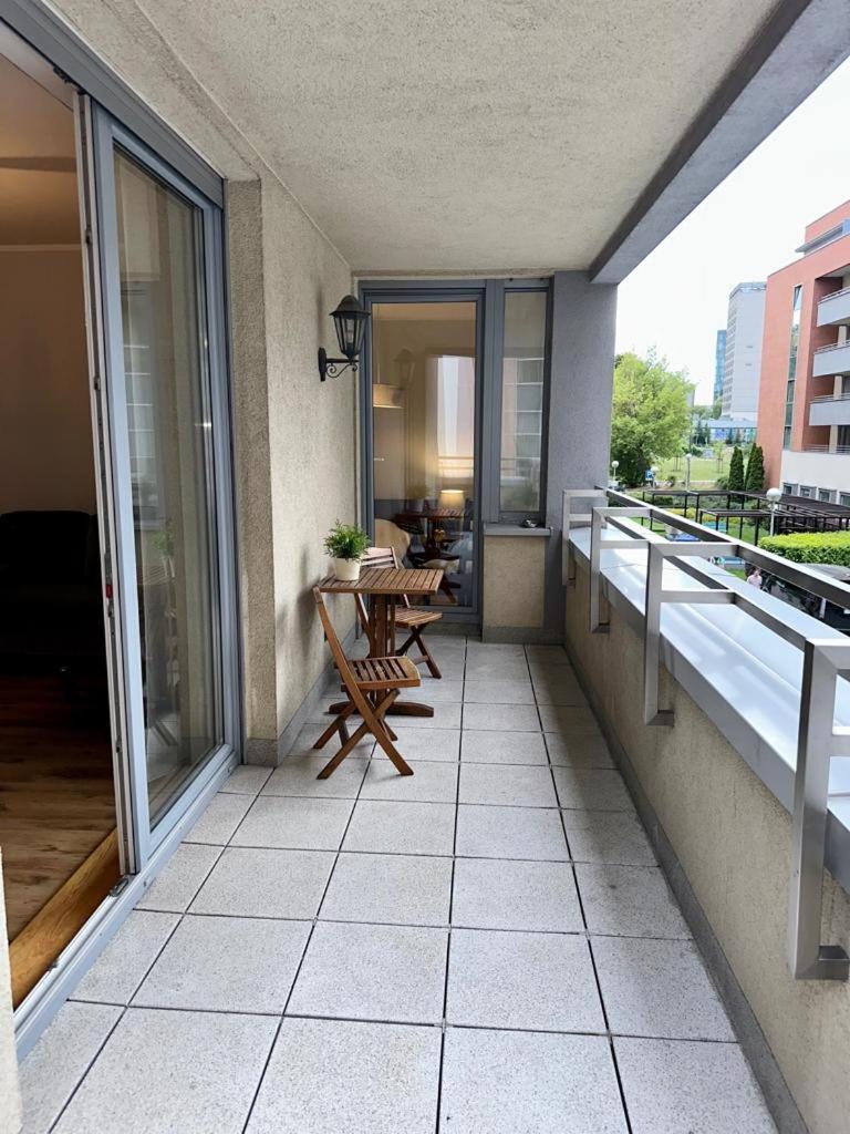 Apartament Przy Rynku Poznan Luaran gambar