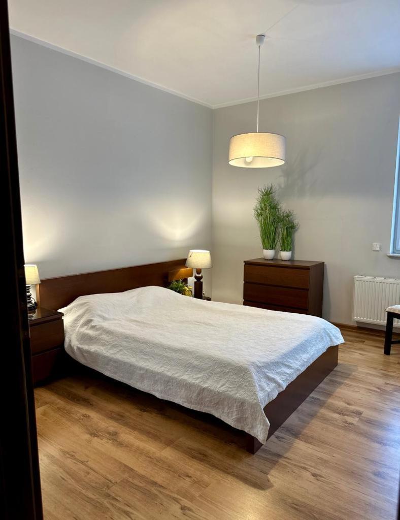 Apartament Przy Rynku Poznan Luaran gambar