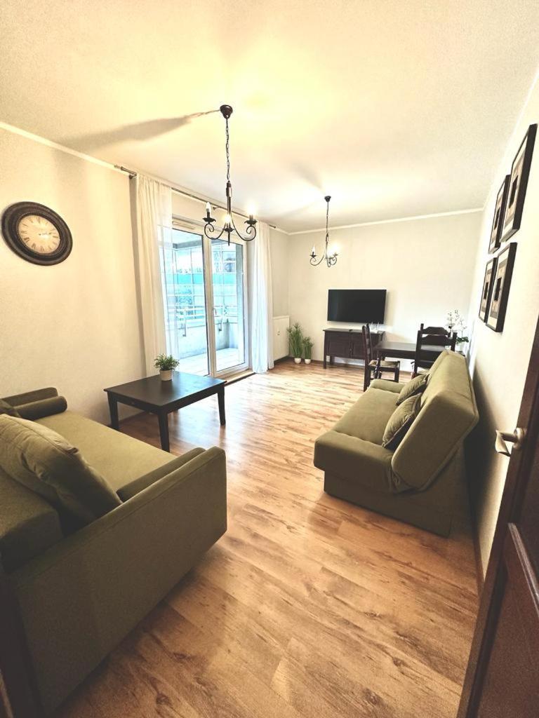 Apartament Przy Rynku Poznan Luaran gambar