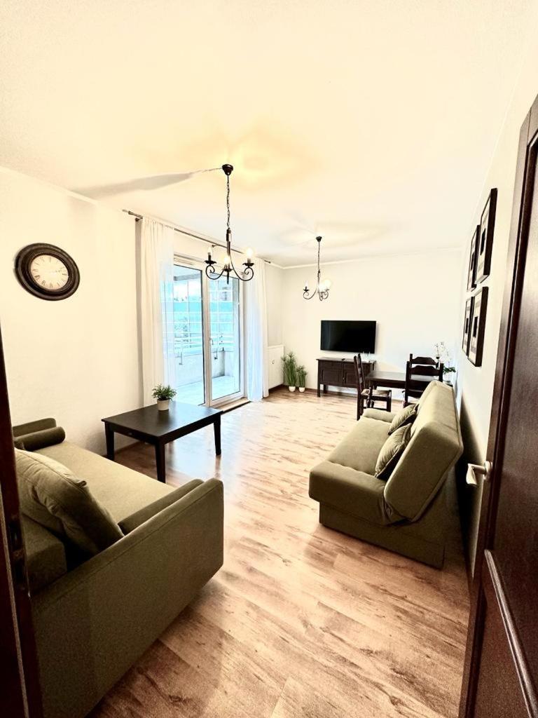 Apartament Przy Rynku Poznan Luaran gambar
