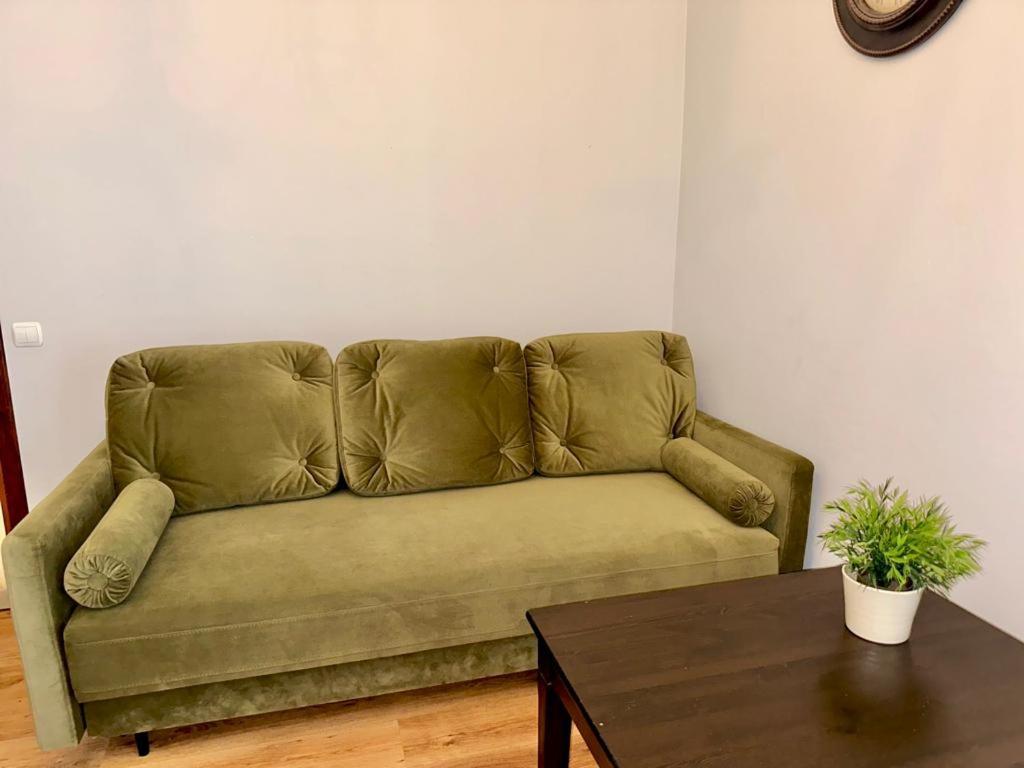 Apartament Przy Rynku Poznan Luaran gambar